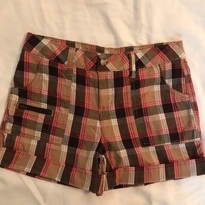 Women’s plaid shorts.